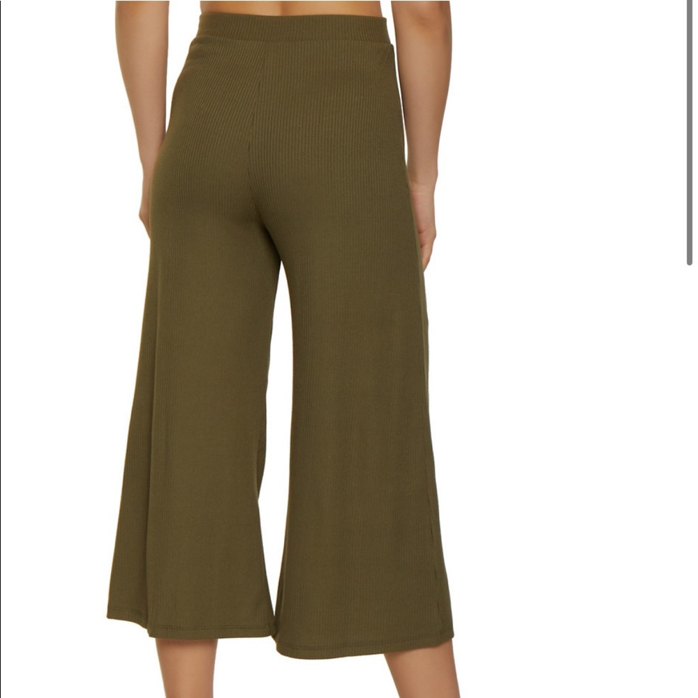 1X•LYDIA WIDE LEG SOFT CROPPED PANTS• - Picture 2 of 11
